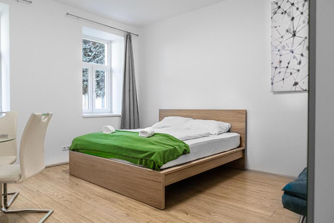 Delightful 2Br Shared Apartment - Ideal For Longstays Відень Екстер'єр фото