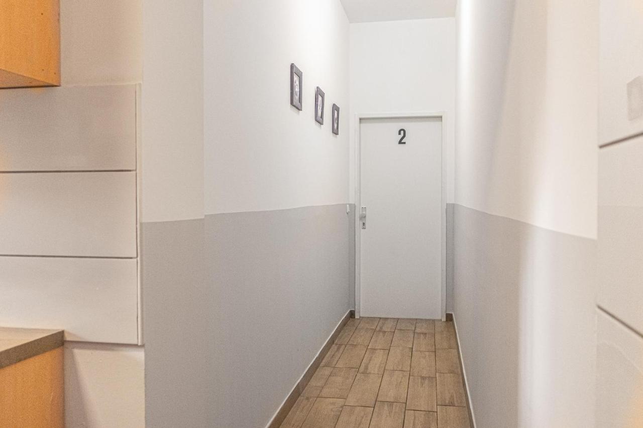 Delightful 2Br Shared Apartment - Ideal For Longstays Відень Екстер'єр фото