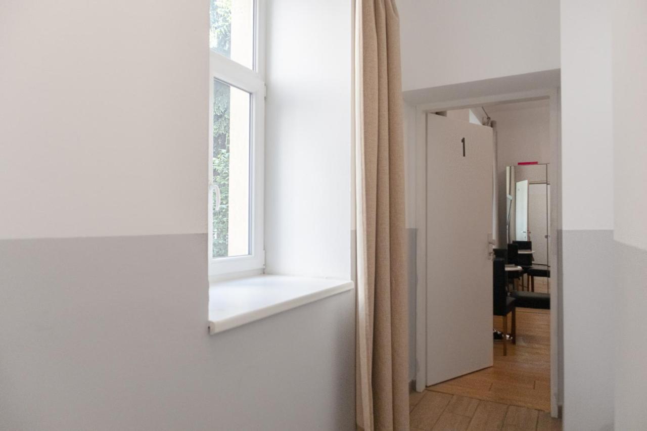 Delightful 2Br Shared Apartment - Ideal For Longstays Відень Екстер'єр фото